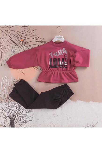 Спортивный костюм