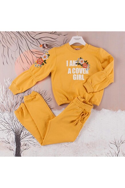 Спортивный костюм