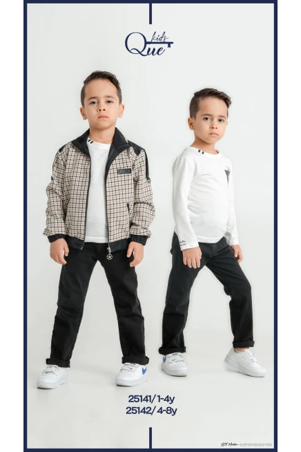 Kareli Ceketli Tişörtlü Pantolon Takim