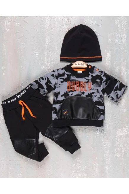 Спортивный костюм