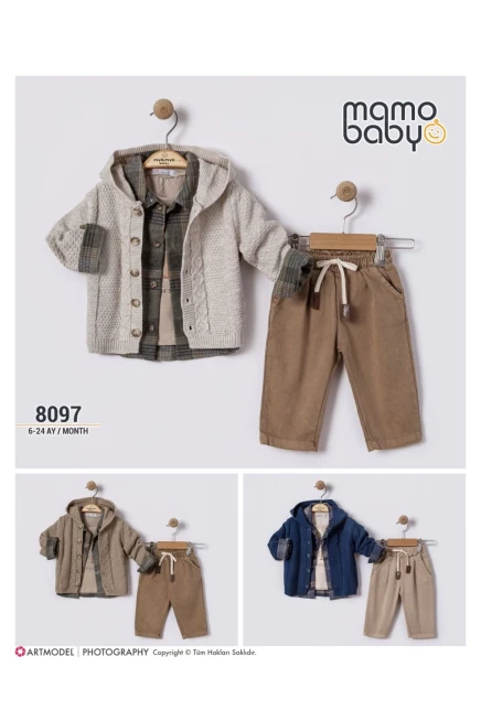 Hırkalı Gömlekli Tişörtlü Pantolonlu Takım