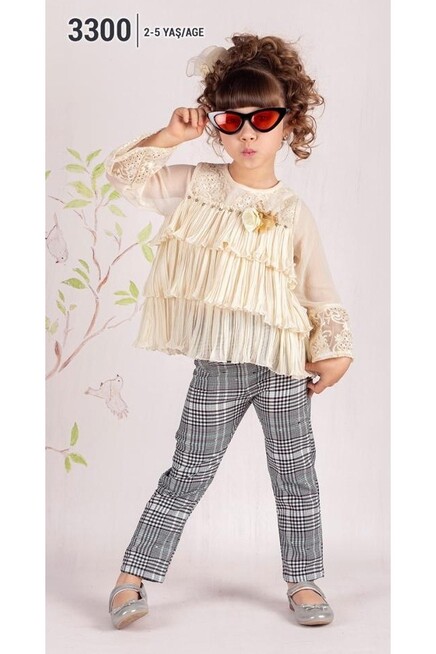 Volanlı Bluzlu Ekose Desenli Pantolon Takım