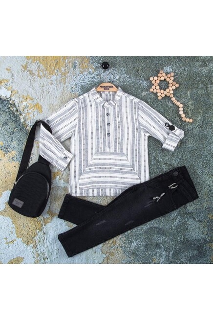Çizgili Gömlekli Kot Pantolonlu Çantalı Takım