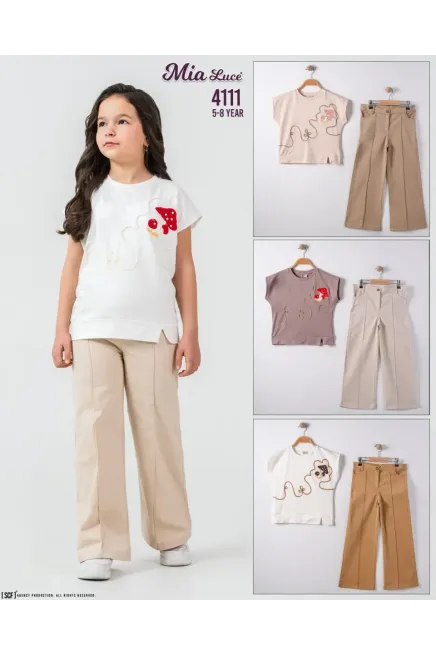 Tişörtlü Pantolonlu Takım