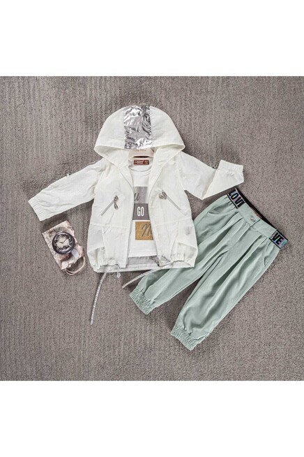 Дождевик с кастюмом