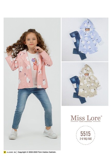 Baskili Tişört Çiçek Desenli Trençkot Kot Pantolon Takim