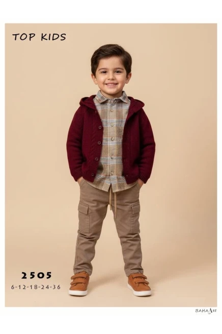 Kapüşonlu Hırkalı Kareli Gömlekli Pantolonlu Takım