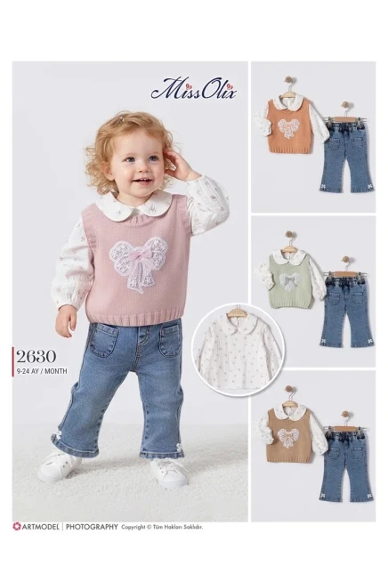 Süveterli Bluzlu Pantolonlu Takım