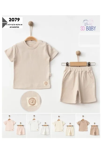 Tişörtlü Şort Takım