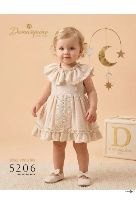 Yakası Fırfırlı Dantel Detaylı Elbise